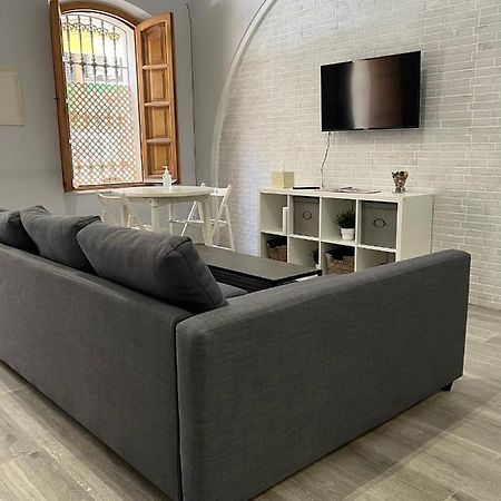 Braxo Triana Appartement Sevilla Buitenkant foto